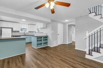814 N Wigwam Trail in Independence, MO - Building Photo - Building Photo