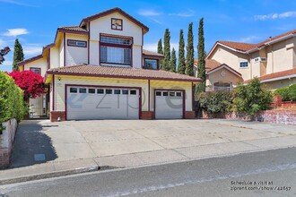 115 Montego Dr in Hercules, CA - Building Photo - Building Photo