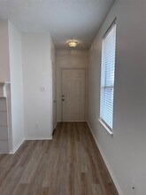 1315 E Brown St in Wylie, TX - Foto de edificio - Building Photo