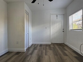 1743 Moffett St in Hollywood, FL - Building Photo - Building Photo