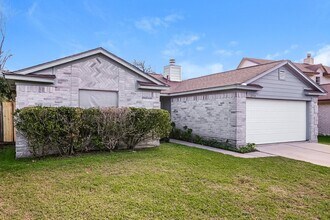 17714 Poppy Trails Ln in Houston, TX - Building Photo - Building Photo