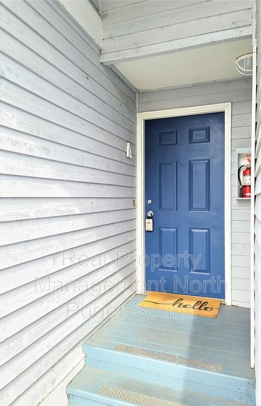 2334 Howard Ave in Everett, WA - Building Photo - Building Photo