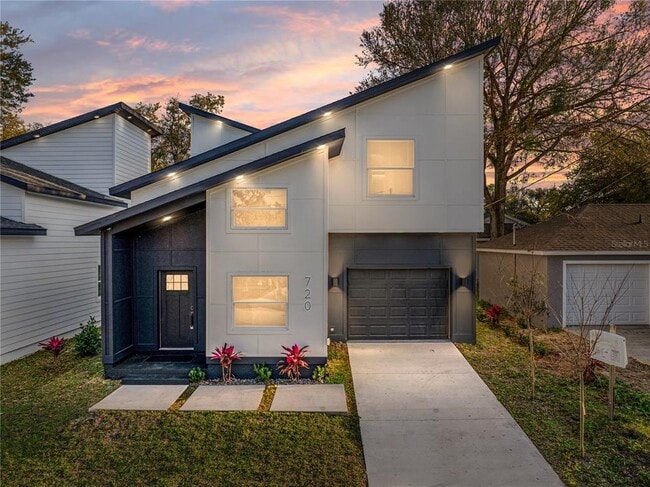 property at 720 W 14th St