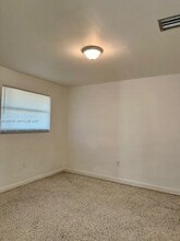 129 NE 80th Terrace in Miami, FL - Building Photo - Building Photo