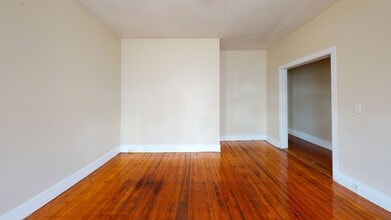17 Langdon St, Unit 1 in Boston, MA - Building Photo - Building Photo