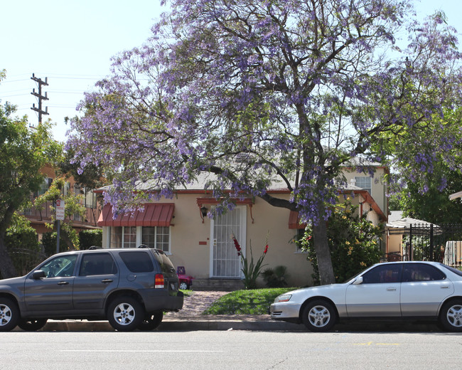 1039 Western Ave in Glendale, CA - Building Photo - Building Photo