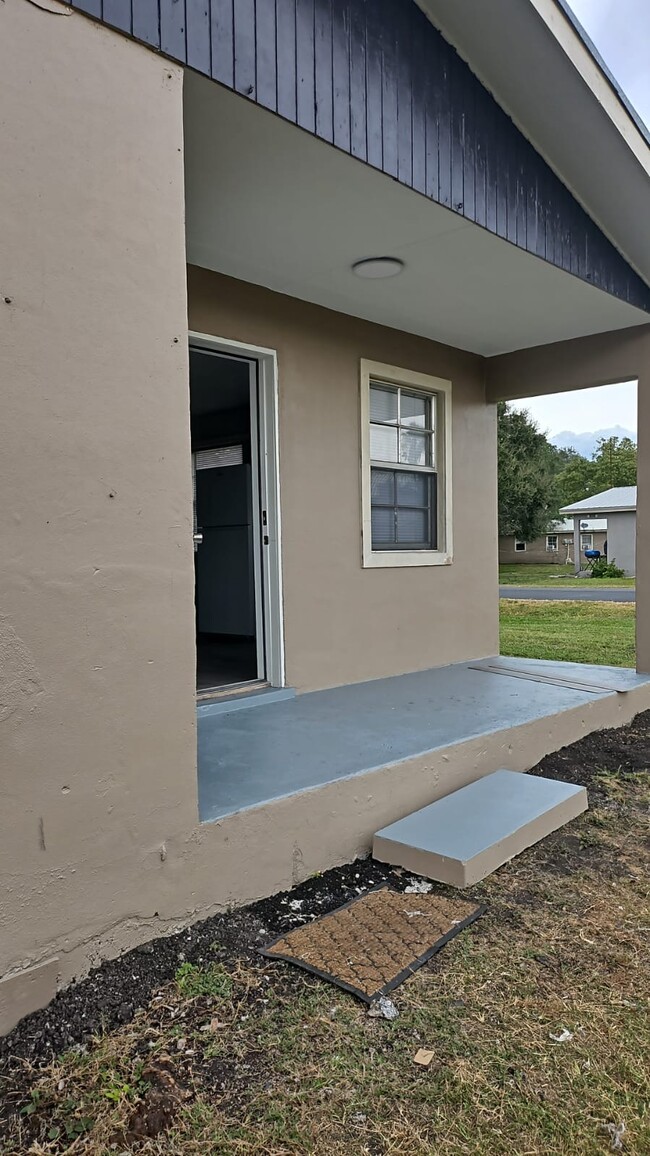 Runyon Village in Belle Glade, FL - Foto de edificio - Building Photo