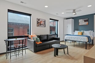 423 E Michigan St in Indianapolis, IN - Building Photo