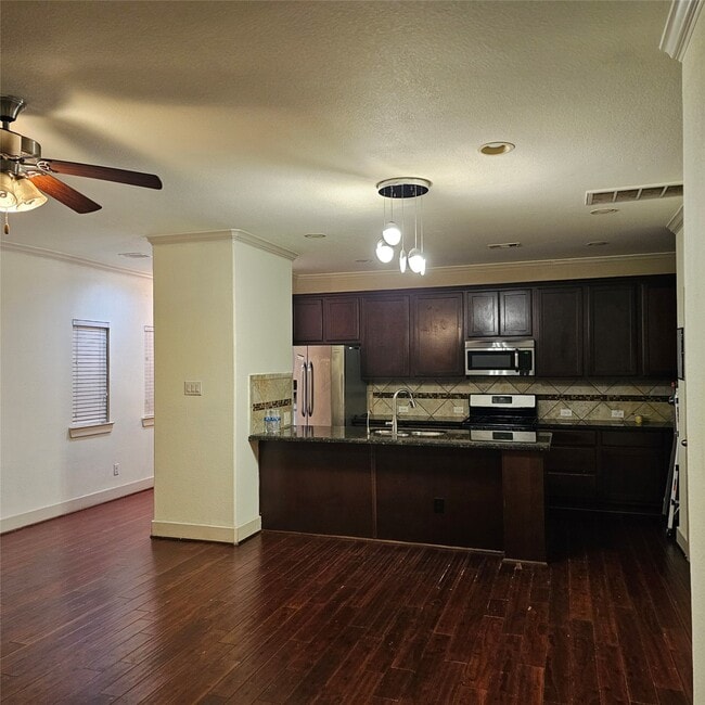 property at 1954 Jara Court