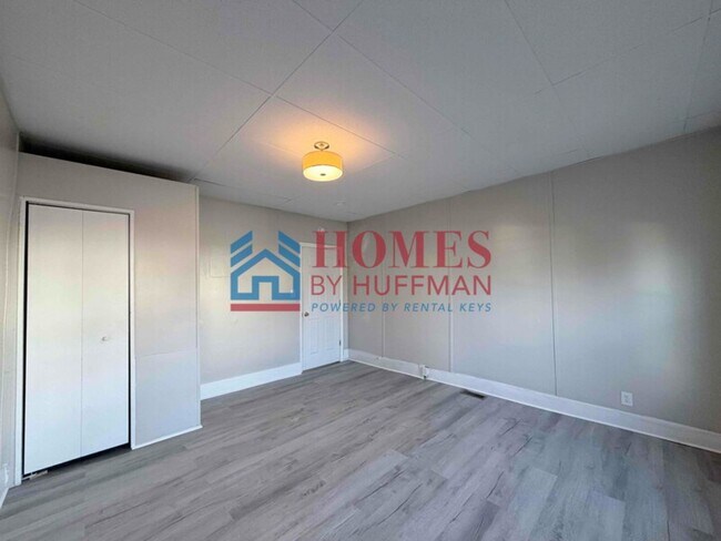 713 Ravenswood Dr in Evansville, IN - Building Photo - Building Photo