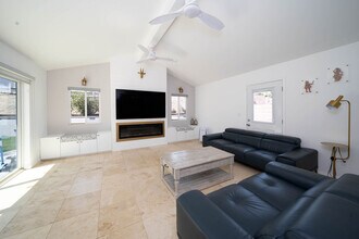 6661 Franrivers Ave in West Hills, CA - Building Photo - Building Photo