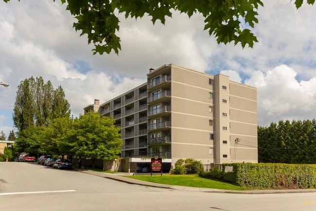 Sydney Place Apartments