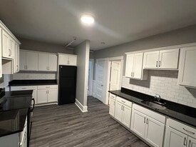 4 N State St in Concord, NH - Building Photo