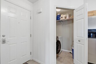 2233 S Main St in Ann Arbor, MI - Building Photo - Building Photo