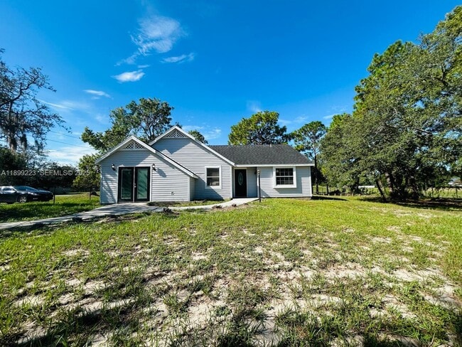 2013 Finland Dr in Spring Hill, FL - Building Photo - Building Photo