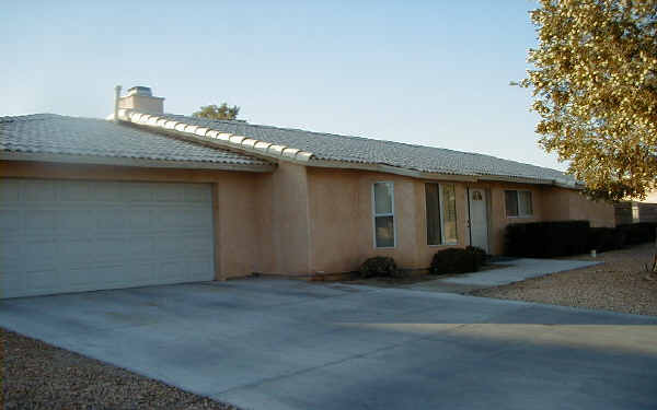 28245 Avenida La Paz in Cathedral City, CA - Building Photo