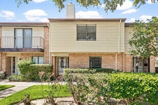 2508 Bering Dr in Houston, TX - Building Photo