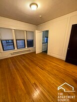 1309 Oak Ave in Evanston, IL - Building Photo