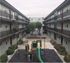 Westwind Apartments in San Rafael, CA - Building Photo - Building Photo