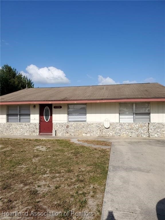 property at 1124 Denise Ave