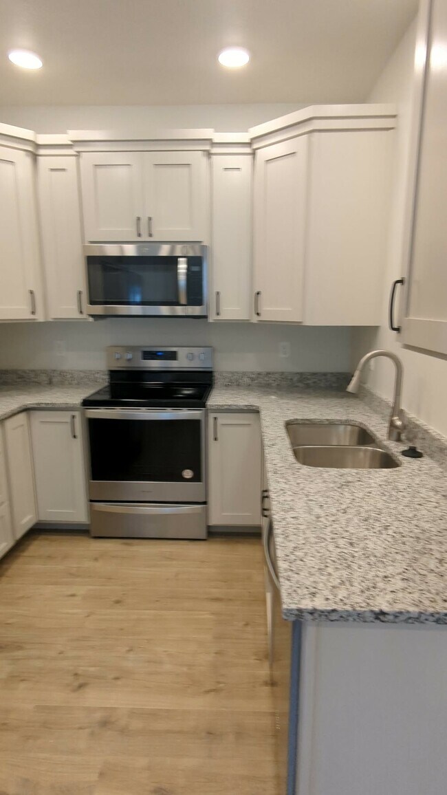 1561 110 in Logan, UT - Building Photo - Building Photo