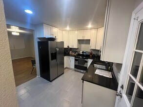 6020 E 68th Way in Commerce City, CO - Building Photo - Building Photo