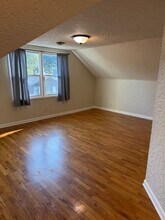 5252 SE 63rd Ave-Unit -5252 SE 63rd Ave. in Portland, OR - Foto de edificio - Building Photo