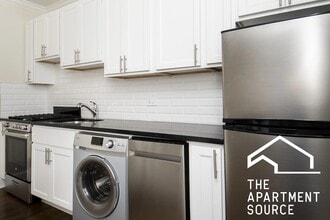 918 Green Bay Rd, Unit 3C in Winnetka, IL - Foto de edificio - Building Photo