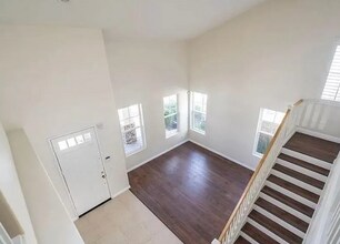 19730 Byrne Pl in Santa Clarita, CA - Building Photo - Building Photo