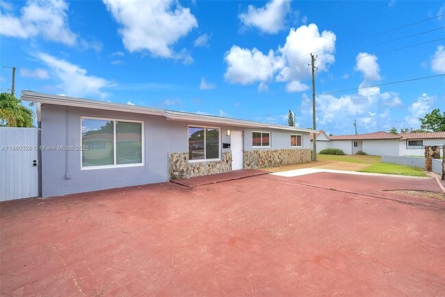 property at 3341 SW 94th Ct