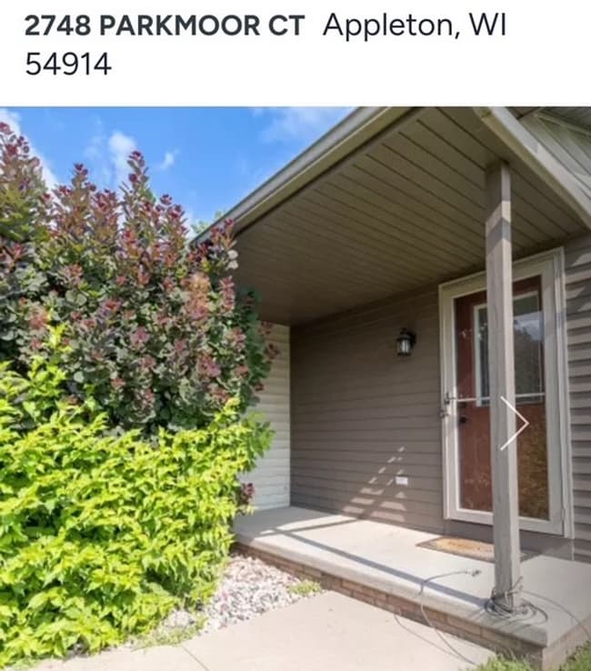 2748 W Parkmoor Ct in Appleton, WI - Building Photo - Building Photo