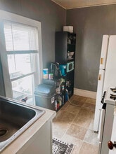 104 E Boston Ave, Unit 4 in Indianola, IA - Building Photo - Building Photo