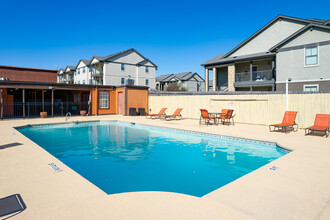 Canyon Village Apartment Homes in Bryan, TX - Building Photo - Building Photo