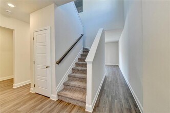 212 Station Overlook Dr in Auburn, GA - Building Photo - Building Photo