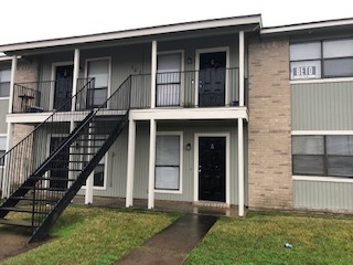 101 Milann St, Unit B in Victoria, TX - Building Photo