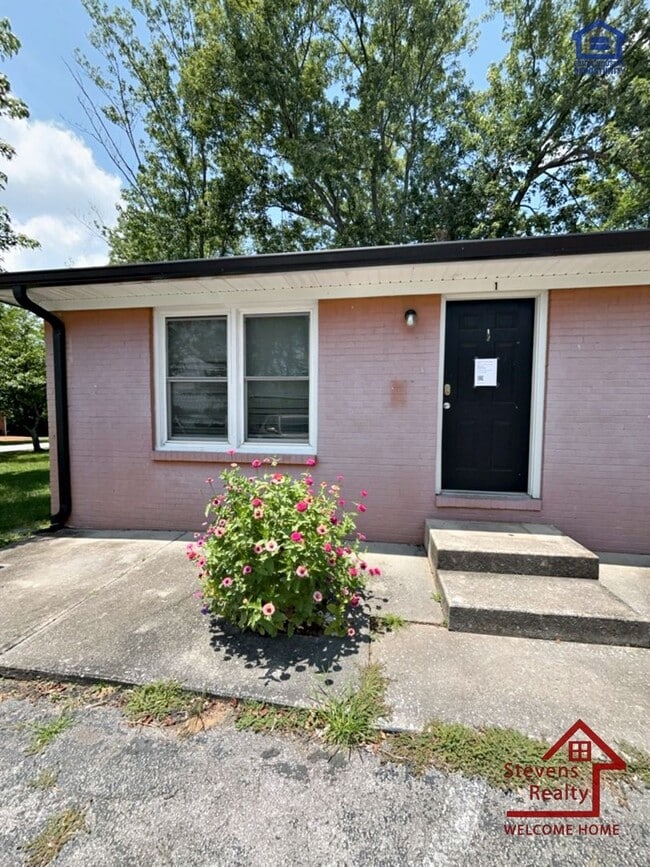 412 Greggview St
