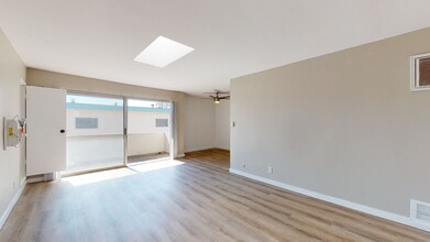 3431 Vinton #3 in Los Angeles, CA - Building Photo - Interior Photo