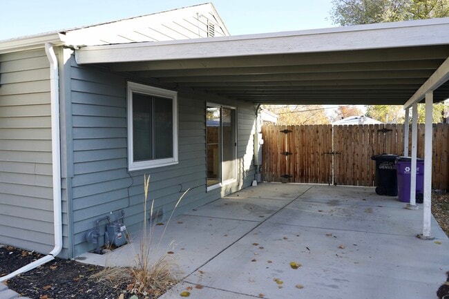 1850 S Knox Ct in Denver, CO - Building Photo - Building Photo