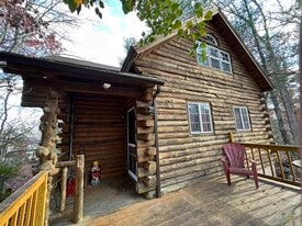 14 Car Mar Ln in Salem, NH - Building Photo