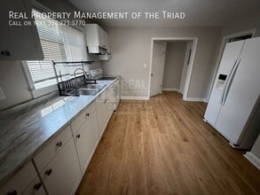 828 Circle Dr in High Point, NC - Building Photo - Building Photo