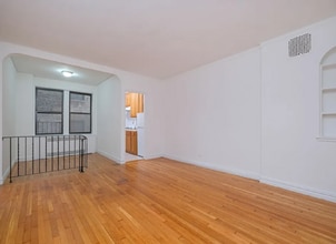 55 E 190th St in Bronx, NY - Building Photo - Building Photo