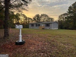 21 Trailerpark Rd in Hartwell, GA - Building Photo