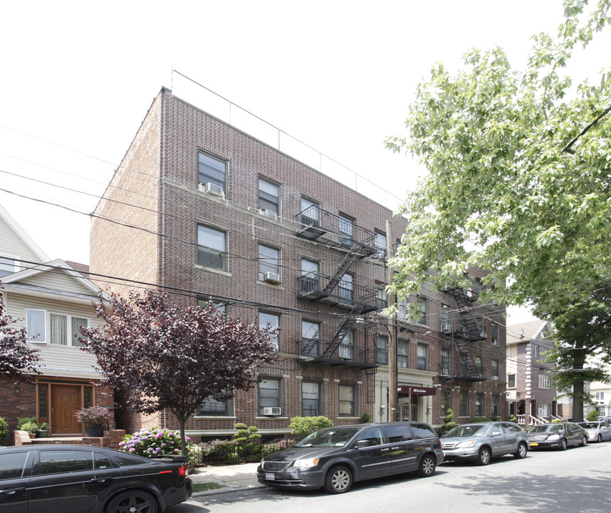 The Goldmont in Brooklyn, NY - Building Photo