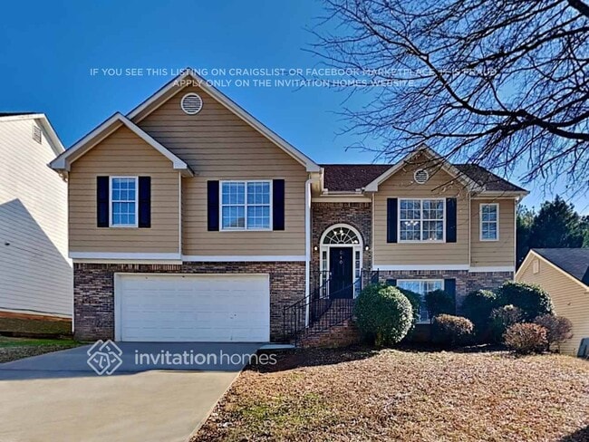 property at 640 Oak Vista Ct