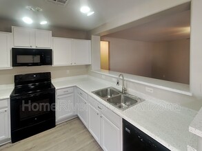 1315 S 222nd Ln in Buckeye, AZ - Building Photo - Building Photo