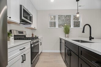 5416 N Winthrop Ave in Chicago, IL - Building Photo - Building Photo