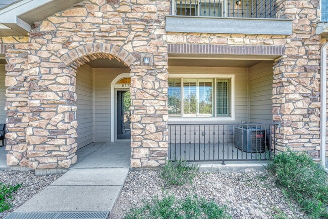 property at 8173 S Yosemite Ct