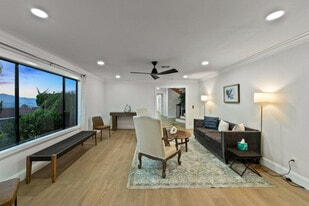 4367 Summit Dr in La Mesa, CA - Building Photo