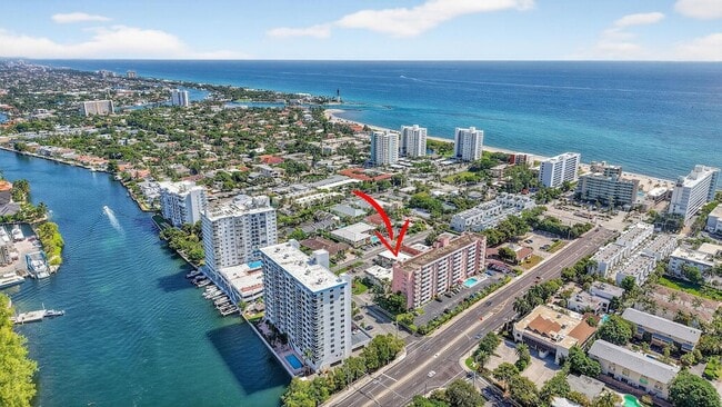 property at 1450 N Riverside Dr