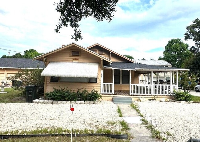 136 N 15th St in Fort Pierce, FL - Building Photo - Building Photo